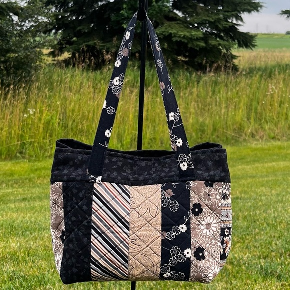 Handmade Quilted Bag - Picture 8 of 8